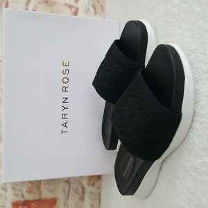 New Taryn Rose Iris Comfort Knit Pool Slide